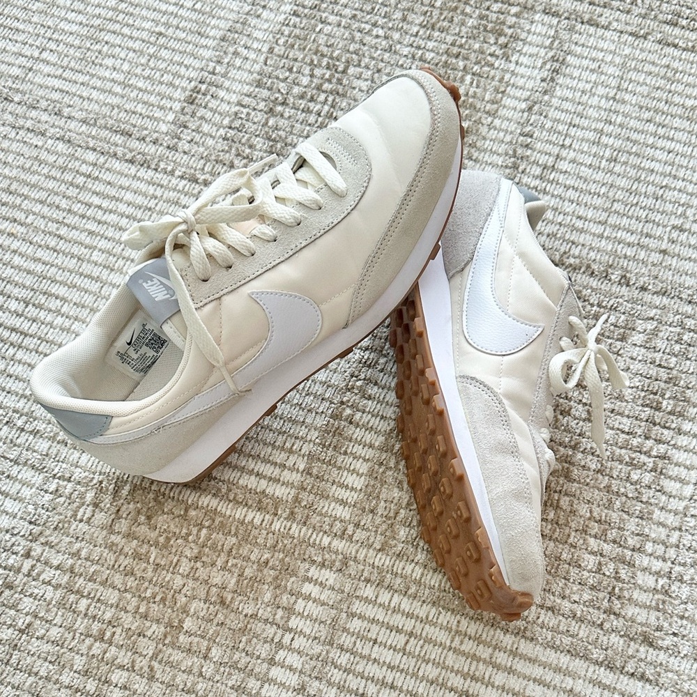 Nike Women’s Daybreak Sneakers